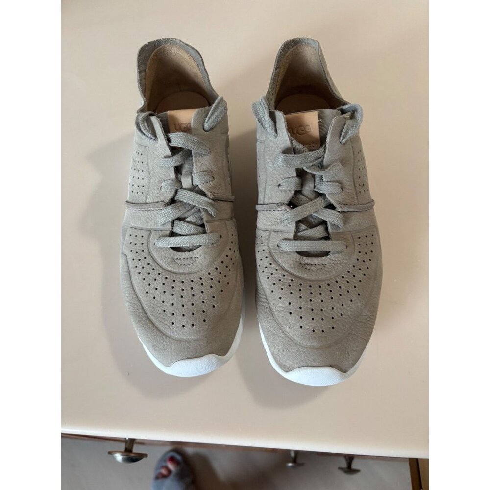 Treadlite by Ugg Tye Sneakers Womens Sz 9.5 Ivory Beige Pebbled Leather